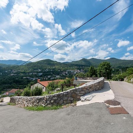 Sea View Apartment With Garden Near Opatija Veprinac Eksteriør billede