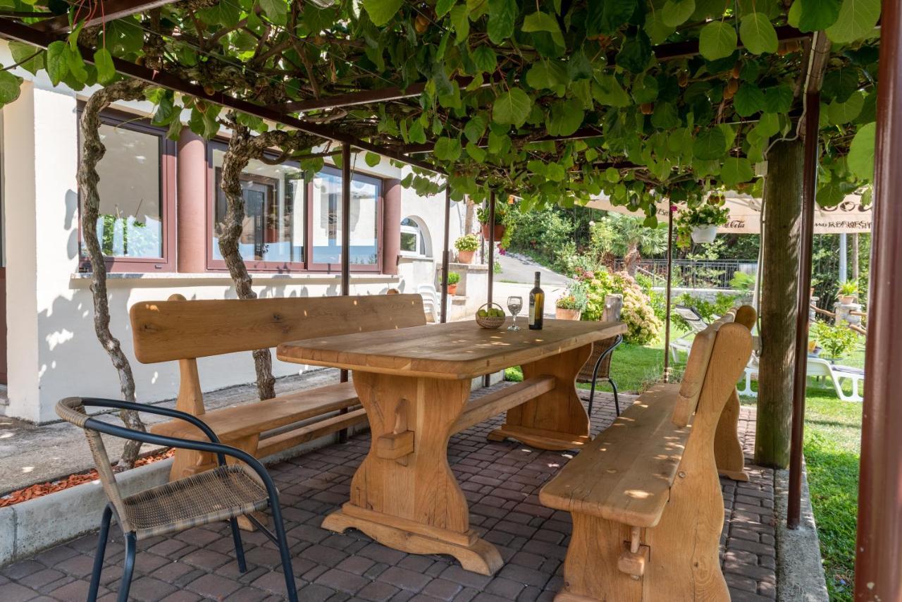Sea View Apartment With Garden Near Opatija Veprinac Eksteriør billede