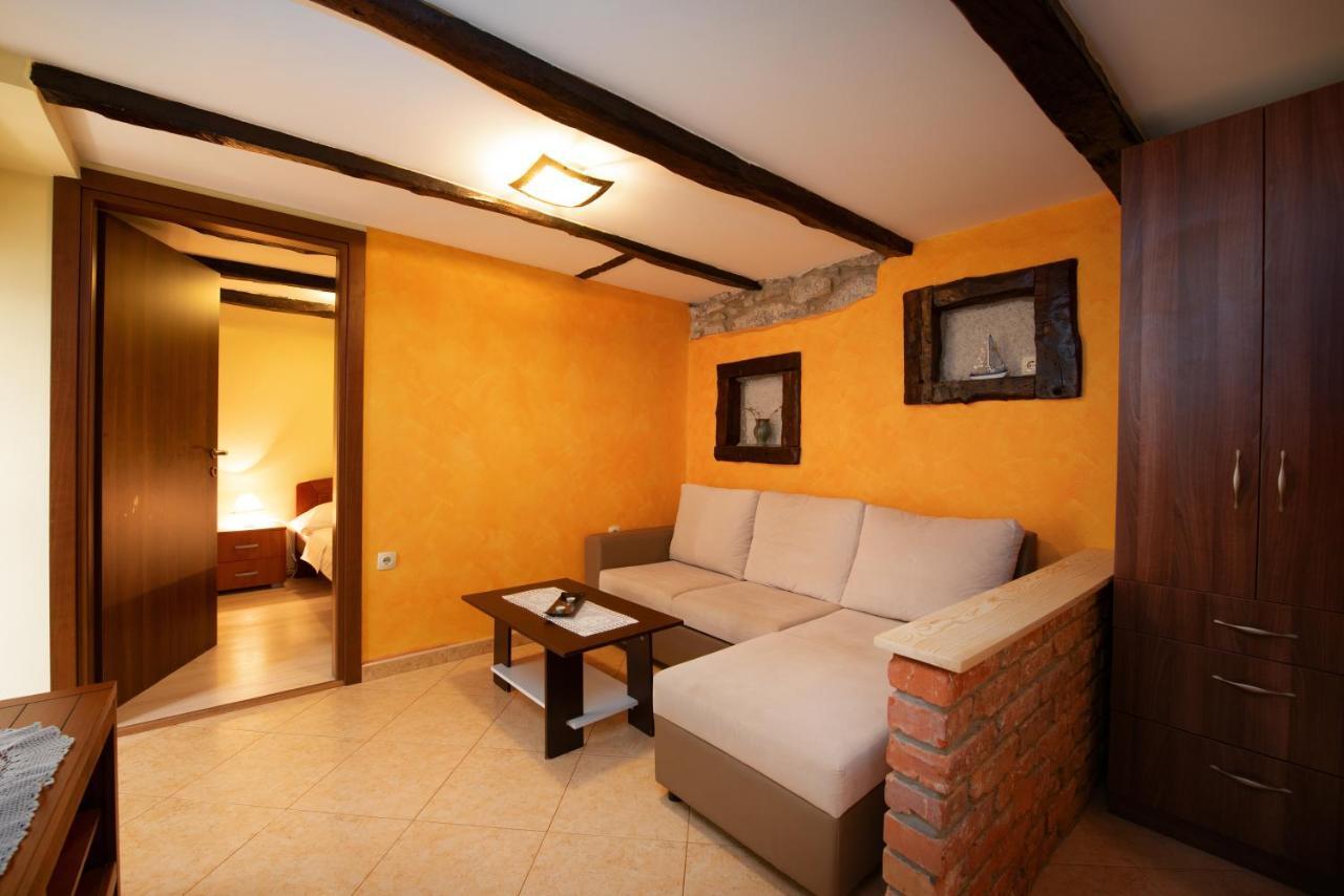 Sea View Apartment With Garden Near Opatija Veprinac Eksteriør billede